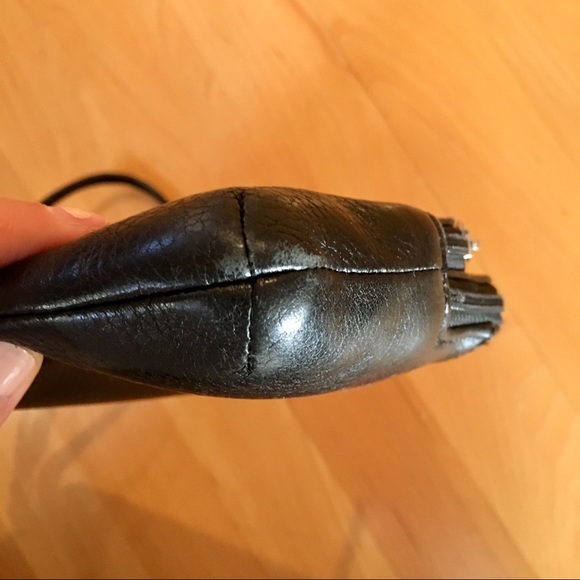 Coach genuine soft leather zip around wallet - Picture 3 of 8